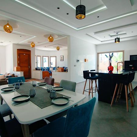 Villa Moderne A 5 Min De La Plage Avec Jardin Et 3 Salons Szavíra Kültér fotó